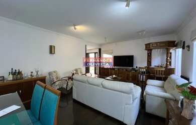 Imagem 6: Imperdível casa à venda em São Paulo-SP: 4 quartos, 3 suítes, 1 sala, 4 banheiros, 3 vagas