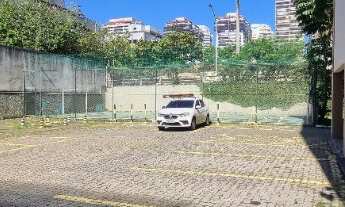 Imagem 5: Barra da Tijuca, Lucio Costa, pé na areia, vista mar, mobiliado, sala quarto com vaga, seg