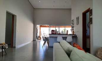 Imagem 5: Imperdível: Chácara à venda em Boituva-SP, 4 quartos, 4 suítes, 2 salas, 1 banheiro, 4 vag