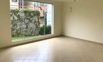 Imagem 4: Ótima casa em condomínio fechado tranquilo no Parque Imperador em Campinas. 4 dormitórios