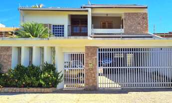 Imagem: Casa com 4 dormitórios para venda no bairro