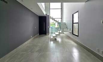 Imagem 2: Casa de Condomínio com 3 Quartos à venda, 231m² - Residencial Mont Alcino - Valinhos - SP