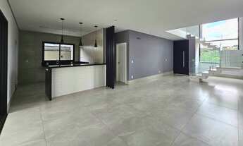 Imagem 6: Casa de Condomínio com 3 Quartos à venda, 231m² - Residencial Mont Alcino - Valinhos - SP