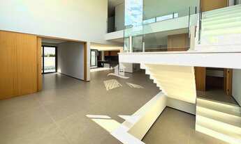 Imagem 2: Casa de Condomínio com 4 Quartos à venda, 373m² - Alphaville Dom Pedro, Campinas