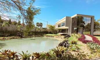 Imagem 2: 1111M² de Área Construída, 1741M² de Área Total