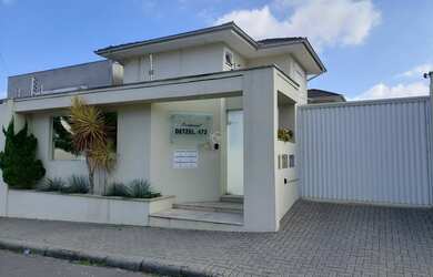 Imagem 3: Belo Sobrado em Condomínio fechado no Glória!