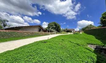 Imagem 4: Perto do Centro mas tranquilo para escutar o canto dos pássaros?