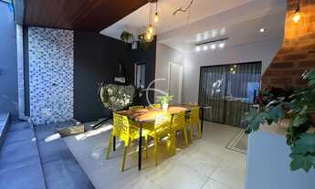 Imagem 6: Venha conhecer um sobrado aconchegante, perfeito para aproveitar momentos incríveis em fam