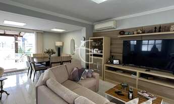 Imagem 5: 3 dormitórios, 1 suítes, 4 banheiro, 2 vagas na garagem, 219M² de Área Construída