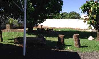 Imagem 4: Casa a venda em Araraquara, Vila Melhado, 01 dormitório, 10 vagas de garagem descobertas