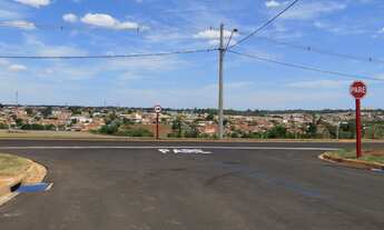 Imagem: TERRENO RESIDENCIAL A VENDA EM ARARAQUARA