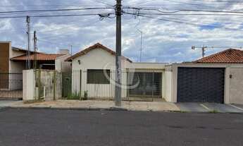 Imagem 2: Casa comercial ou residencial para Venda Centro, Araraquara, 2 dormitórios, 1 sala, 2 banh