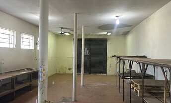 Imagem 3: Imóvel Comercial para Venda ou Locação na Santa Angelina, Araraquara, 2 salões, banheiro