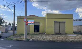 Imagem 2: Imóvel Comercial para Venda ou Locação na Santa Angelina, Araraquara, 2 salões, banheiro