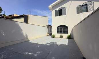 Imagem 2: CASA COM EDICULA A VENDA EM ARARAQUARA-SP