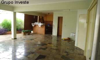 Imagem 4: CASA EM FRENTE AO PARQUE INFANTIL, CENTRO, ARARAQUARA, 3 dormitórios/quartos sendo 1 suíte