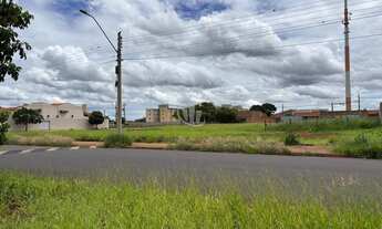 Imagem 2: LOTE COMERCIAL DE ESQUINA A VENDA EM ARARARAQUARA-SP