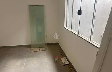 Imagem 5: Casa comercial para Locação Centro, Araraquara, 4 salas, 2 banheiros, 1 cozinha, 1 recepçã