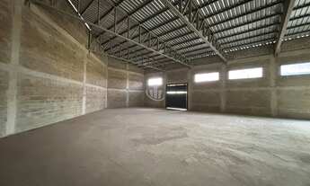 Imagem 7: Galpão Comercial, Locação em Araraquara-SP: 1 sala, 3 banheiros, 10 vagas de garagem, 700m