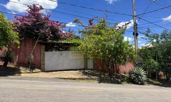 Imagem 2: Chácara à venda em Itupeva-SP, Parque dos Cafezais II, 3 quartos, 3 suítes, 2 salas, 4 ban