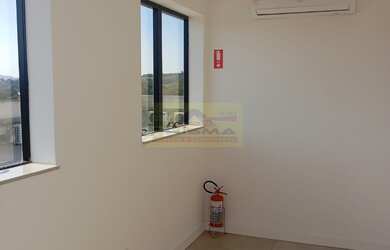 Imagem 4: Aluguel de Sala Comercial no Bairro Pinheirinho, Itupeva-SP: 3 Salas, 3 Banheiros, 41,87m²