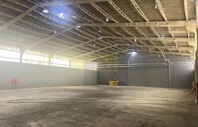 Imagem 7: Galpão Industrial para Locação em Itupeva-SP Jardim Santa Barbara 1 Sala 2 Banheiros 6