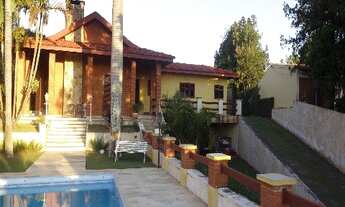 Imagem 3: Casa em condomínio fechado com 05 dormitórios, sendo 02 suítes