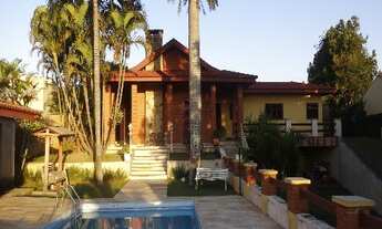 Imagem: Casa em condomínio fechado com 05 dormitórios