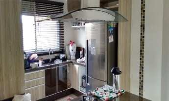 Imagem 4: Casa em condomínio com 04 dormitórios, sendo 01 suite com closet, Residencial Laguna - Vár