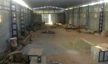 Imagem 3: Galpão Industrial, 4 vagas na garagem, 1000M² de Área Construída, 1300M² de Área Total