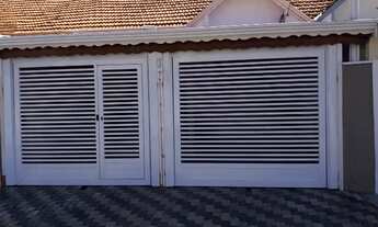 Imagem 2: Casa térrea com 03 dormitórios, com edicula