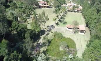 Imagem: CHÁCARA EM JUNDIAÍ COM 03 CASAS NA PROPRIEDADE