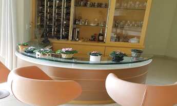 Imagem 7: Casa localizada no bairro do Caxambu, cond. vista verde