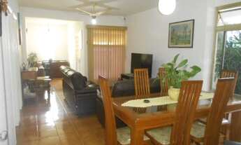 Imagem 4: CASA AMPLA COM SALÃO DE FESTAS NO PISO SUPERIOR