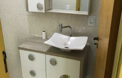 Imagem 5: SALA COMERCIAL COM DIVISÓRIAS, AR CONDICIONADO, 2 WCS E COPA NO CENTRO