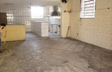 Imagem 4: OTIMO IMÓVEL- CASA+ SALÃO COMERCIAL- JUNDIAÍ