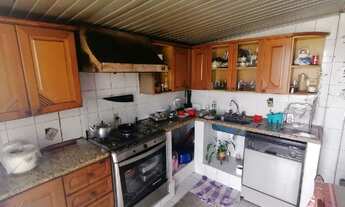 Imagem 7: CASA BOA QUE PRECISA DE REFORMAS COM 3 DORMITÓRIOS E 2 VAGAS NO CENTRO DO CAXAMBU