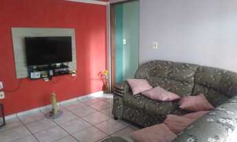 Imagem: CASA ASSOBRADADA COM MUITO CONFORTO E CHURRASQUEIRA