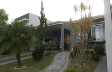 Imagem 2: CASA TÉRREA SUPER AGRADÁVEL EM CONDOMÍNIO COM MUITO VERDE E AR PURO