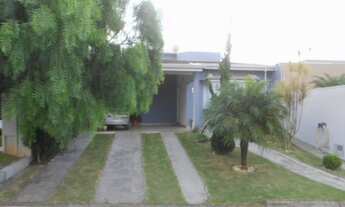 Imagem: CASA TÉRREA SUPER AGRADÁVEL EM CONDOMÍNIO