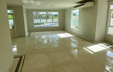 Imagem 4: Casa Residencial em BARUERI - SP, ALPHAVILLE RESIDENCIAL UM