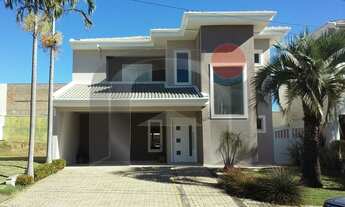 Imagem: CASA EM CONDOMÍNIO COM LOCALIZAÇÃO PRIVILEGIADA