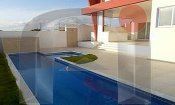 Imagem: CASA COM PISCINA EM CONDOMÍNIO FECHADO