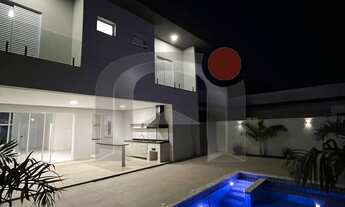 Imagem 6: CASA COM PISCINA EM CONDOMÍNIO MUITO BEM LOCALIZADO