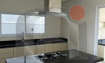 Imagem 4: CASA COM PISCINA EM CONDOMÍNIO MUITO BEM LOCALIZADO