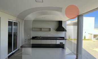 Imagem 5: CASA COM PISCINA EM CONDOMÍNIO MUITO BEM LOCALIZADO