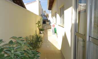 Imagem 6: CASA COM PISCINA A 50 METROS DO PARQUE ECOLÓGICO