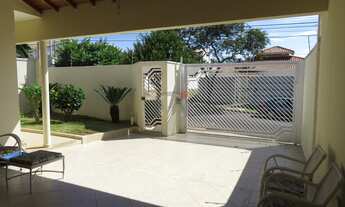 Imagem 3: CASA COM PISCINA A 50 METROS DO PARQUE ECOLÓGICO