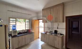 Imagem 4: CASA EM BAIRRO TRANQUILO