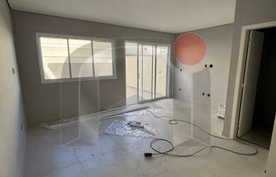 Imagem 3: CASA COM AMPLO QUINTAL EM CONDOMÍNIO